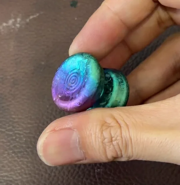 Used EDC Ice crystal titanium tire button 24.5 * 22.5mm spinner Fingertip gyroscope Decompression toys