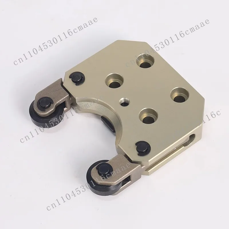 BT30 tool holder machining center drilling and tapping machine tool claws numerical control machine tool accessories