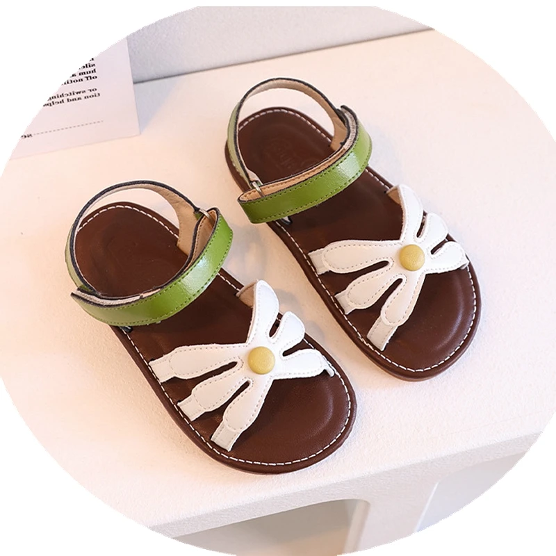 Brand Summer Girls' shoes Genuine Leather Kids Women's Sandals Summer 2025 Silver Brown Soft Cute Flower Princess Shoes Girl