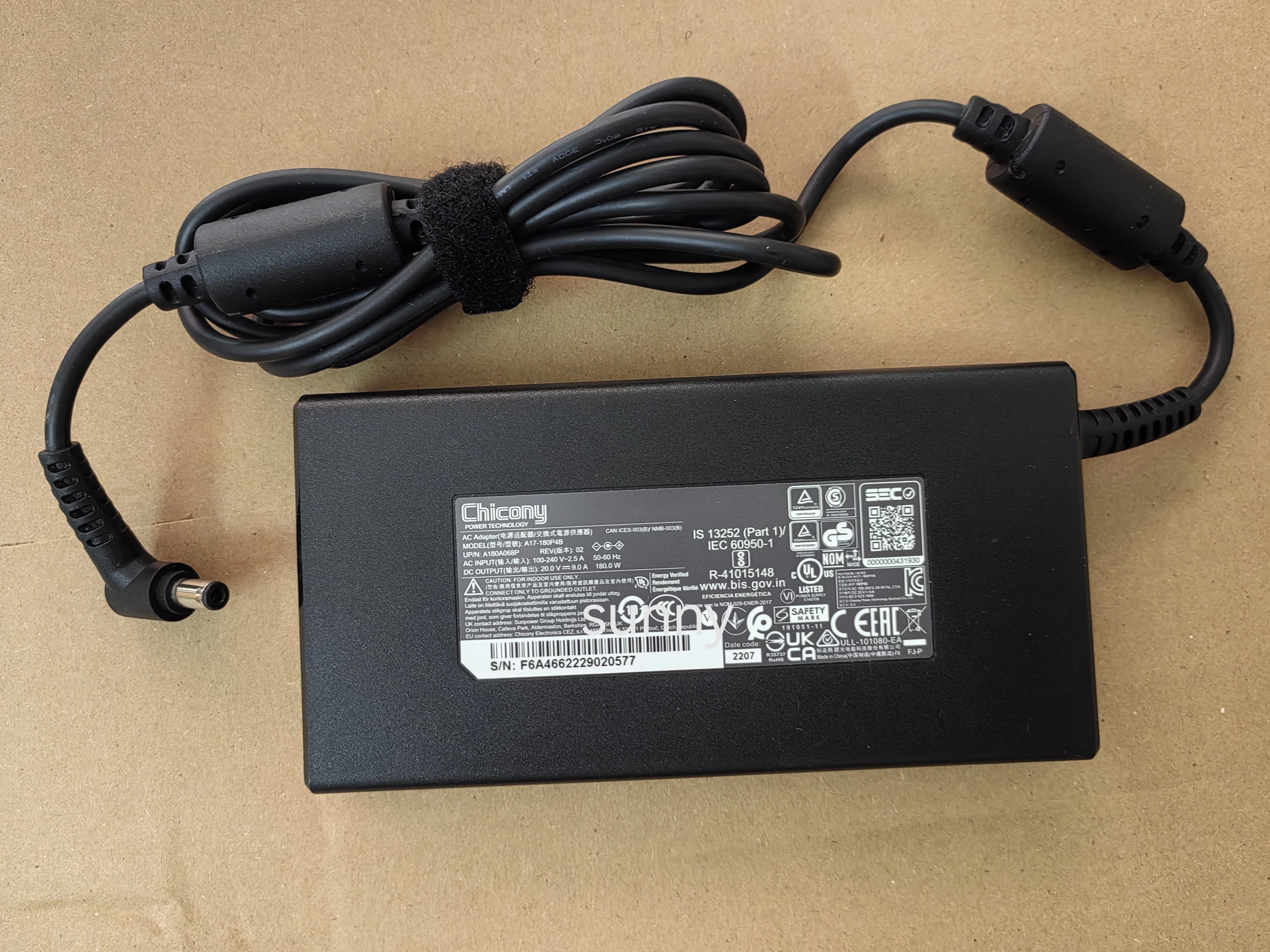 OEM Slim Chicony A17-180P4B 180W 20V 9A 5.5mm*2.5mm AC Adapter 191051-11 UK CA For Anker Thunderbolt 3 Docking Station A8396
