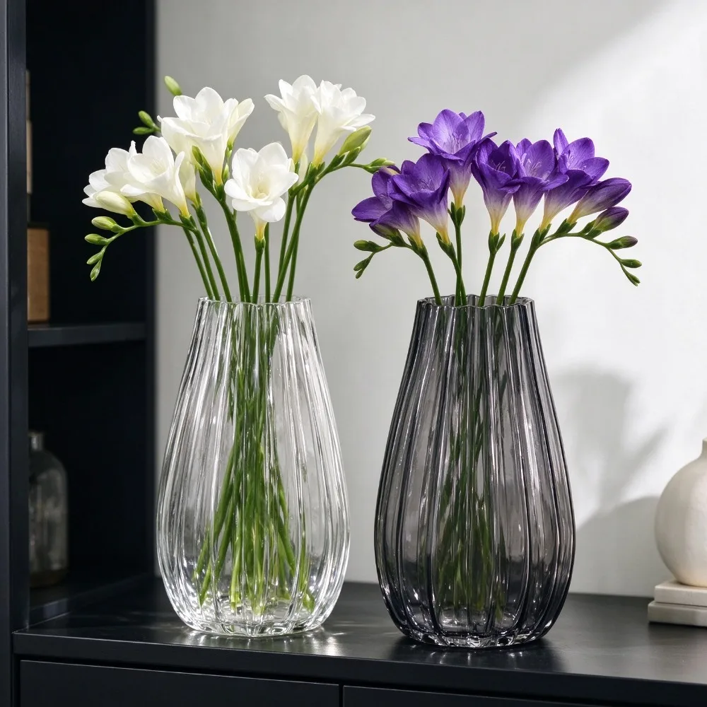Clear Fluted Drop Glass Vase Elegant Narrow Neck Flower Vase Modern Desktop Decor for Tulips Branches Home Centerpiece