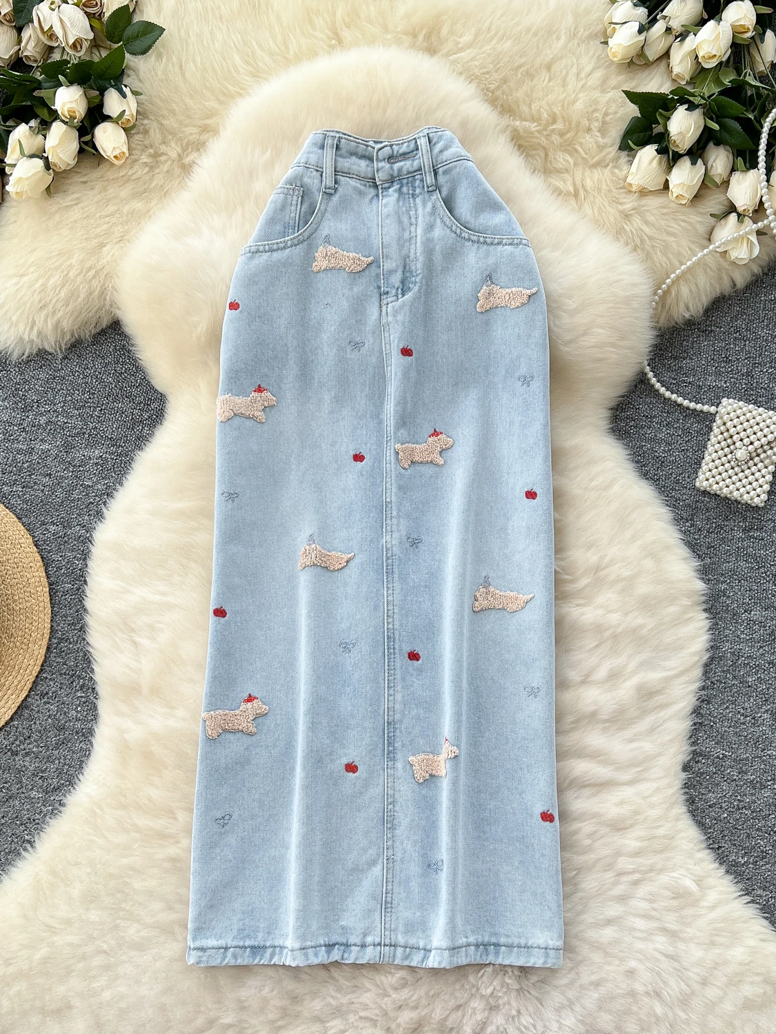 กระโปรงทรงเอเอวสูงปักลาย Ele สำหรับผู้หญิง กระโปรงยีนส์ทรงเข้ารูปสำหรับฤดูร้อน ดีไซน์ลายสุนัขพันธุ์ไส้กรอกสุดเก๋ เหมาะสำหรับใส่ไปทำงาน...