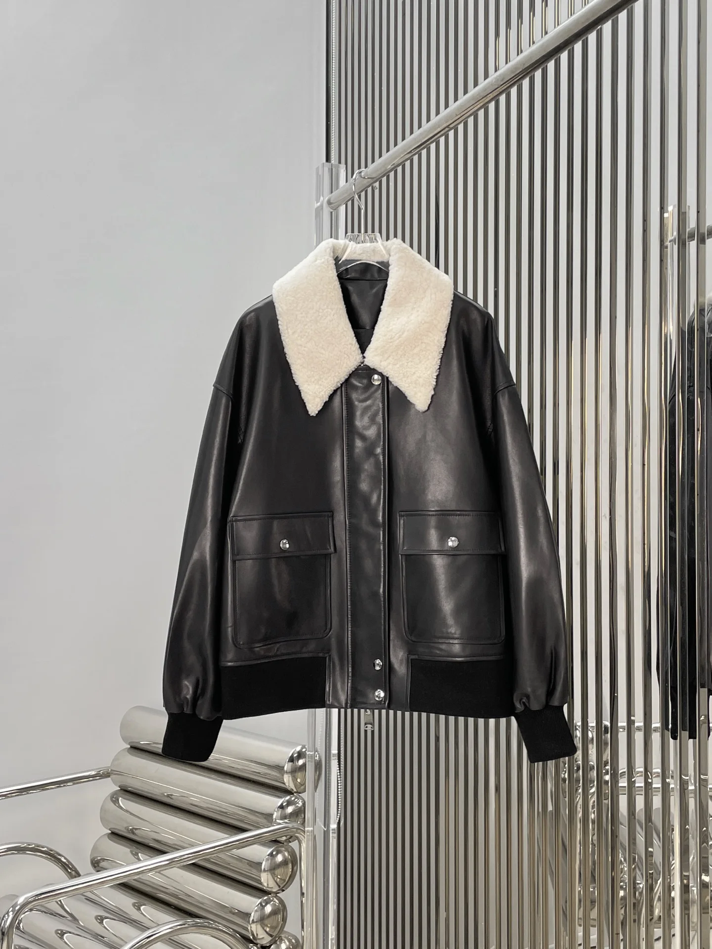 2026 New Style Women's Black Faux Leather Jacket with Cream Shearling Collar, Oversized Fit & Flap Pockets