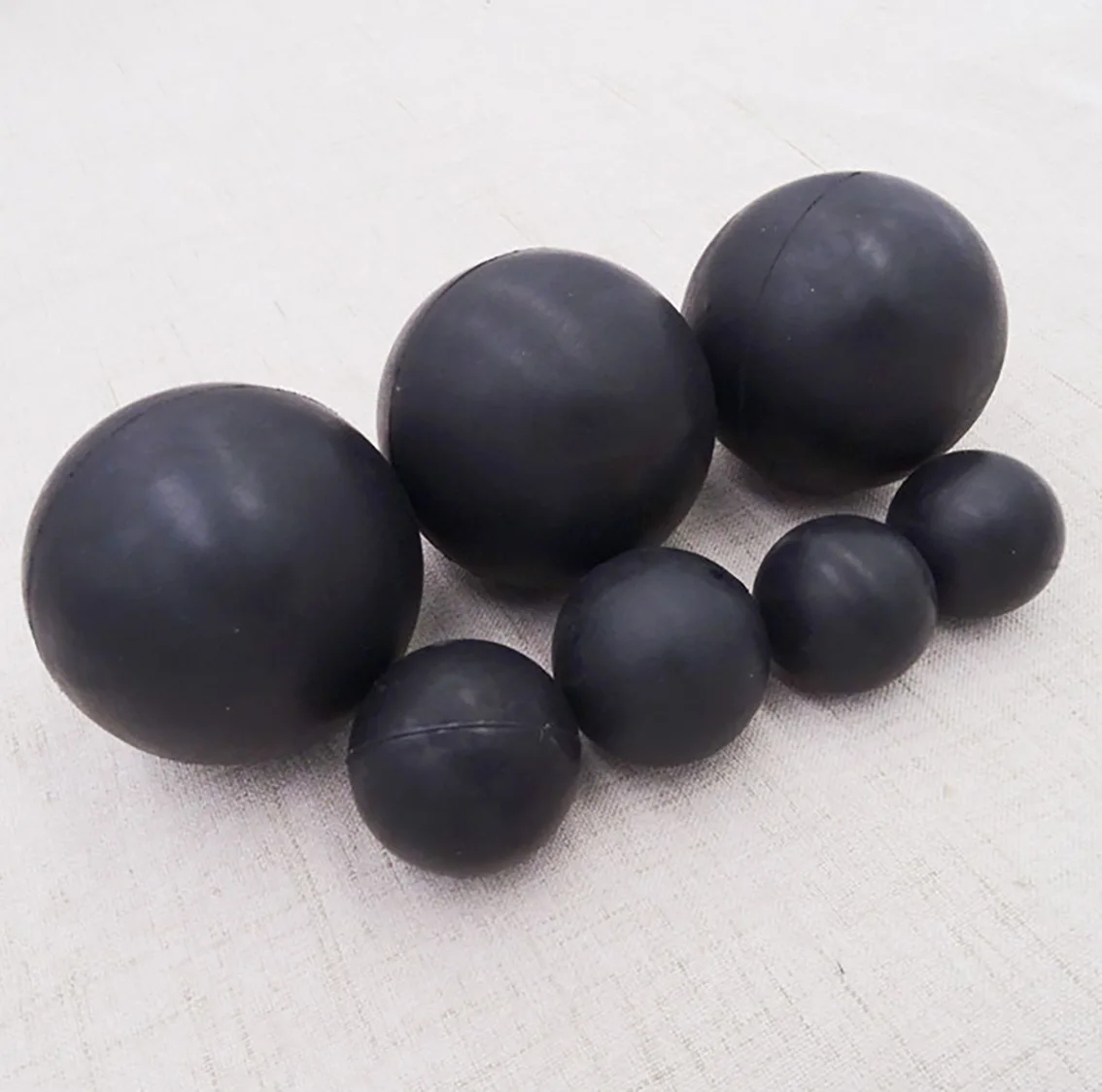 50PCS Solid Rubber Ball Diameter 2/2.5/3/3.5/4/4.5/4.76-17/18/20mm Black Circular Wear-resistant Check Valve Rubber Ball