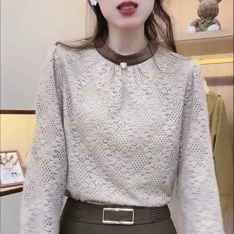 Elegant O-Neck Spliced Beading Folds Lace Blouses Women\'s Clothing 2024 Spring New Loose All-match Tops Office Lady Shirts