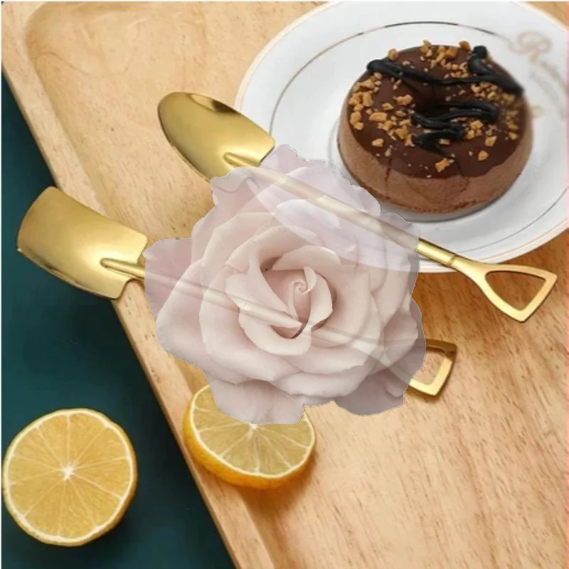 Popular Stainless Steel Shovel Spoons Creative Design Food Safe Material For Ice Cream