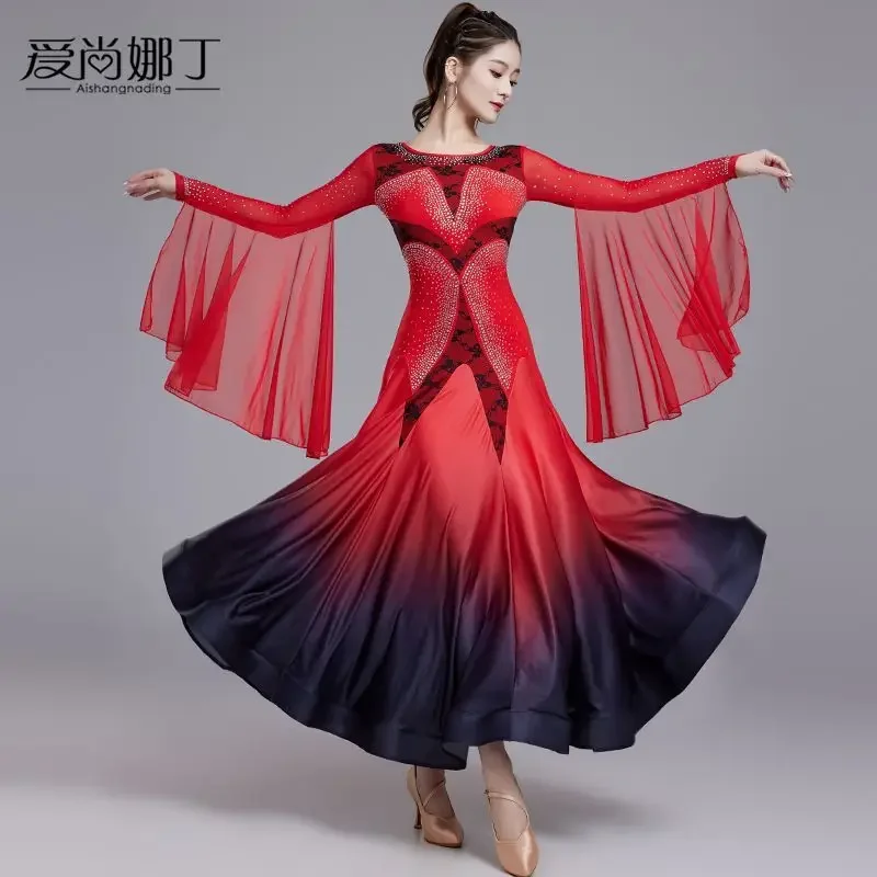 การแข่งขันมืออาชีพประสิทธิภาพชุด Big Swing ชุดมาตรฐานแห่งชาติ Waltz มิตรภาพเต้นรําโมเดิร์นเต้นรํากระโปรง