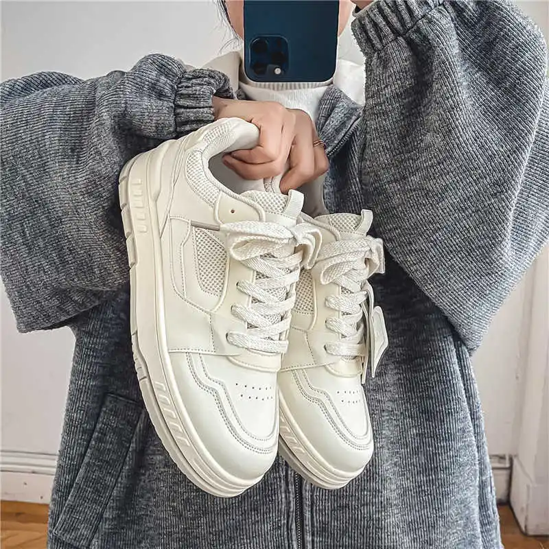 Scarpe da ginnastica di moda intrecciate maschili da esterno alte a taglio basso Scarpe da uomo Sport casual Classiche Tene Funky Nuova stagione China Traning