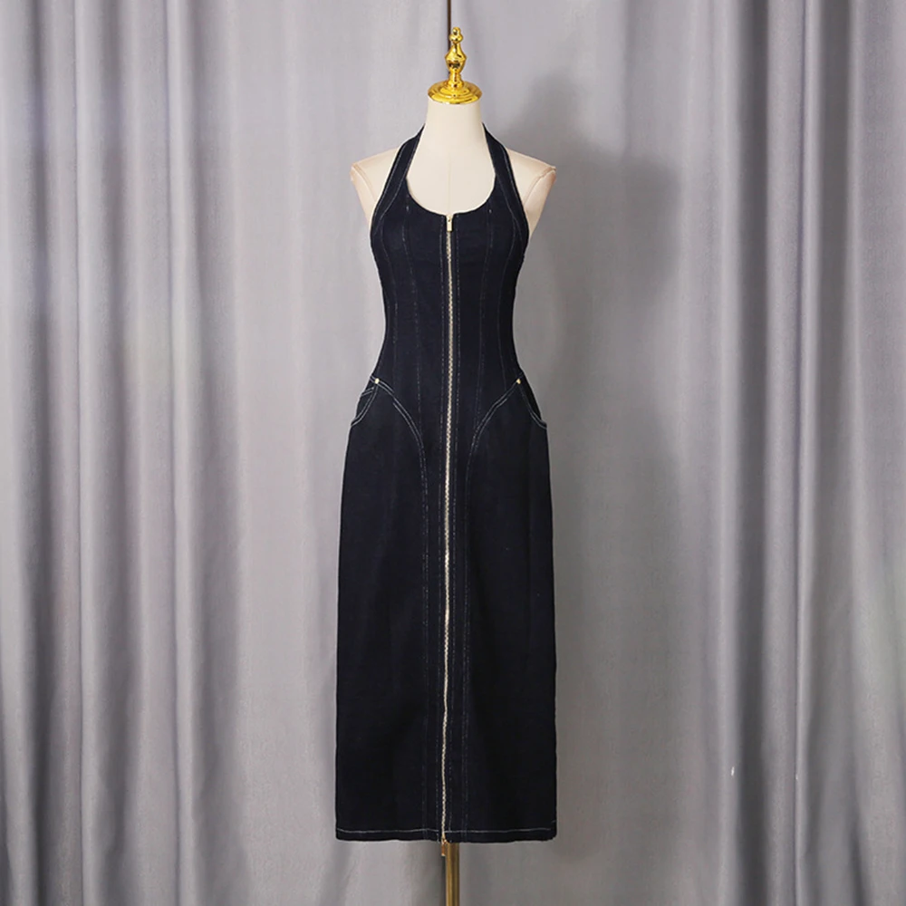 Sukienka długa w stylu europejskim i amerykańskim, nowość na zimę 2025, modna, elegancka, seksowna, z odkrytymi plecami, zapinana na zamek, z dekoltem typu halter.