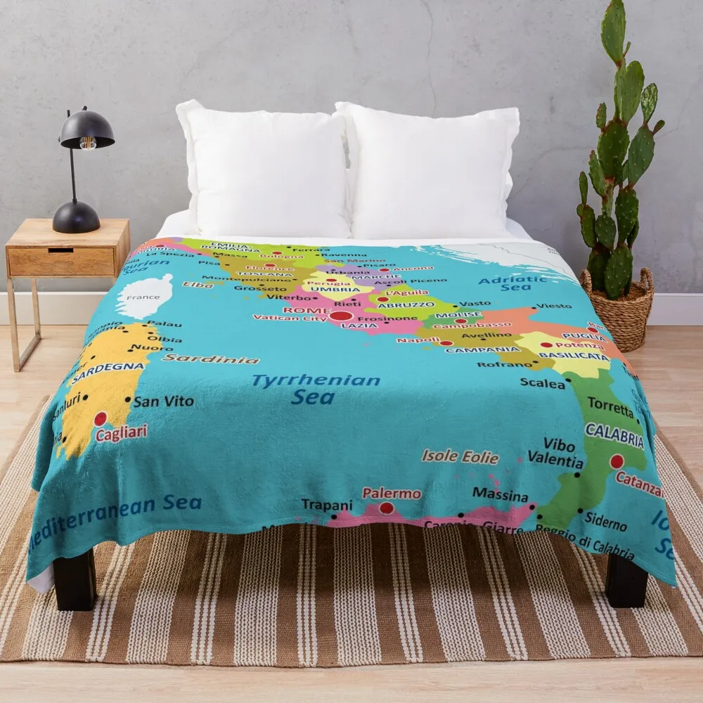 Italy map with regions and main cities Throw Blanket Sofa anime Blankets