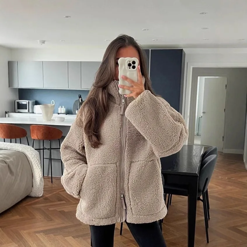 Chaquetas gruesas para mujer, abrigo de piel sintética con cuello alto, holgado, elegante Y2k, chaqueta peluda cálida con cremallera, ropa de calle para Otoño e Invierno
