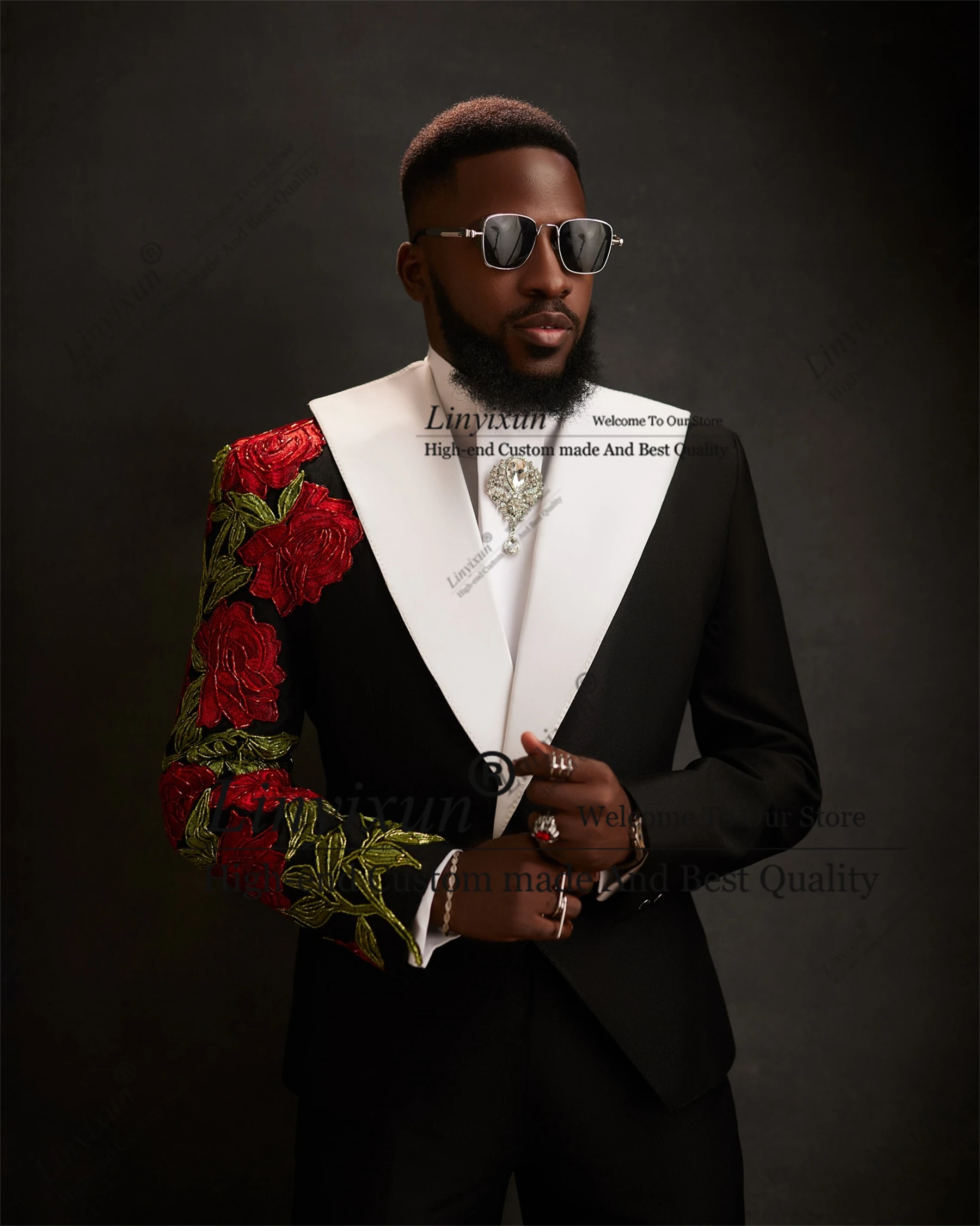 

Designer's embroidery design Men Suits Customized Ropa hombre Slim Shawl Lapel Male Prom Blazer 2 Piece Groom Wedding Tuxedos