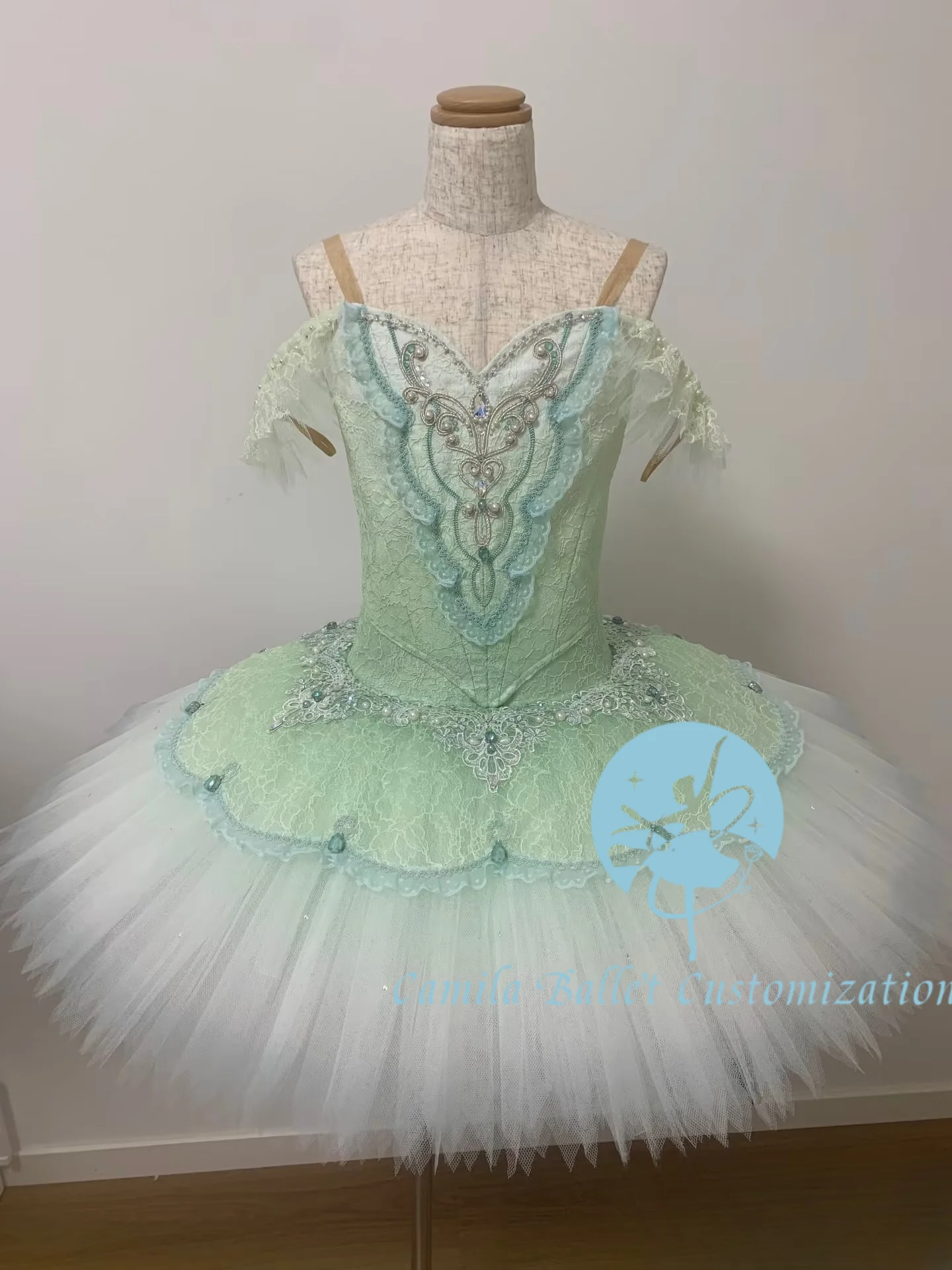 

High-end custom new light green Esmilada Pakita Ballet TUTU competition performance skirt for adults and children