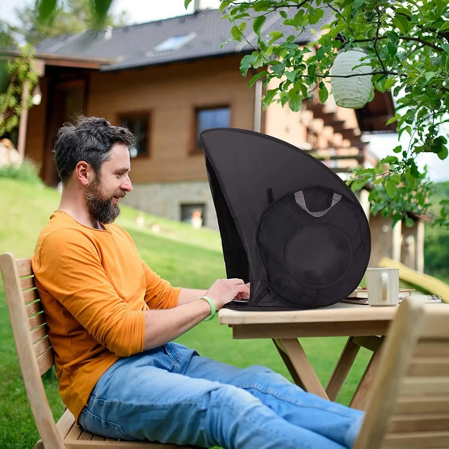 Laptop hood folding 17-inch outer shot outdoor sunshade, rain and sand-proof wind and snow protective cover