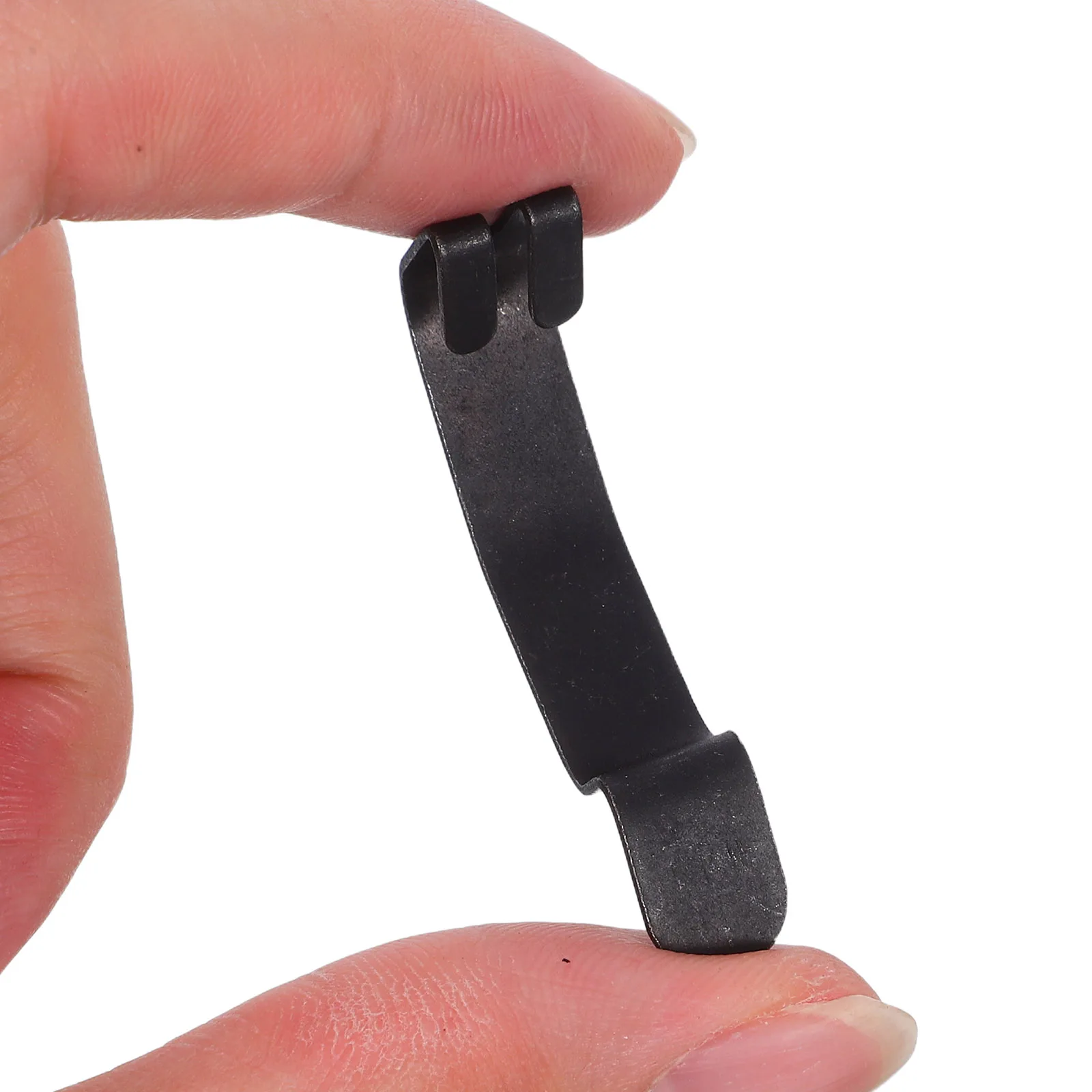 

12Pcs Car Air Filter Housing Clips Universal Metal Spring Clamp Durable Retainer for Car Filter Maintenance Repair