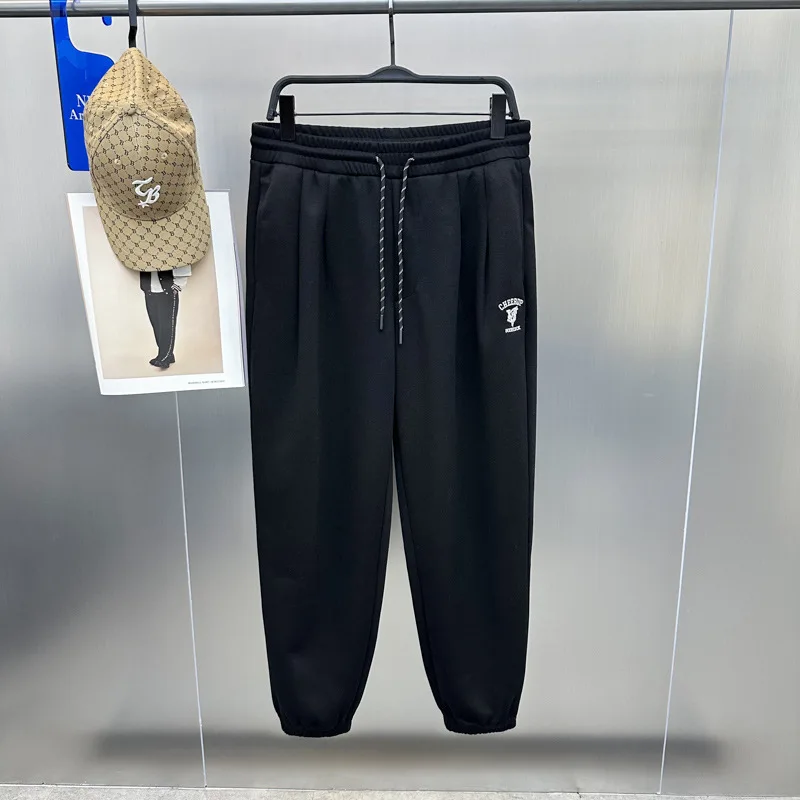 

Men's Knitted Elastic Waist Casual Pants Tapered Fashion Sports Sweatpants Versatile Loose Fit Straight Leg Youthful Style