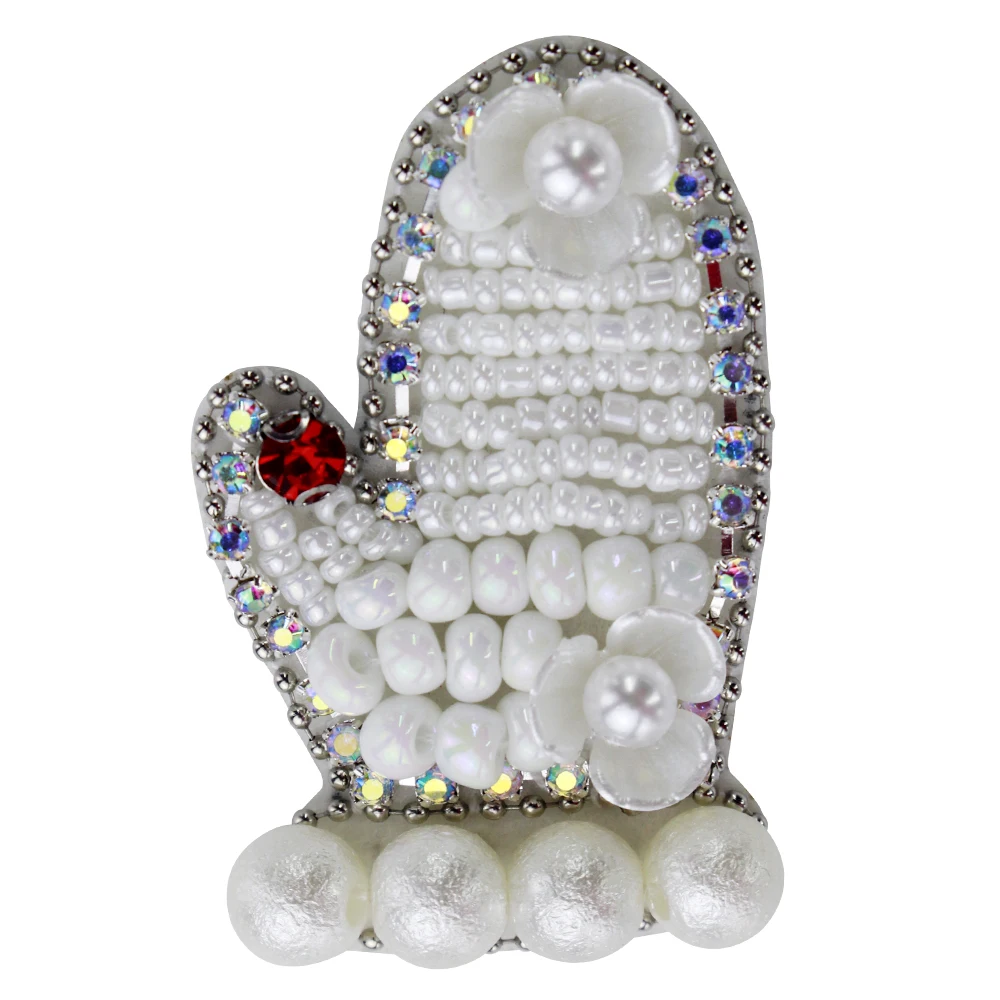Beaded Dog Horse Fish Tiger Cat Rhinestones Applique Sequin Christmas Tree Snowman Gloves Boots Patches Santa Sewing Emblem - view 5