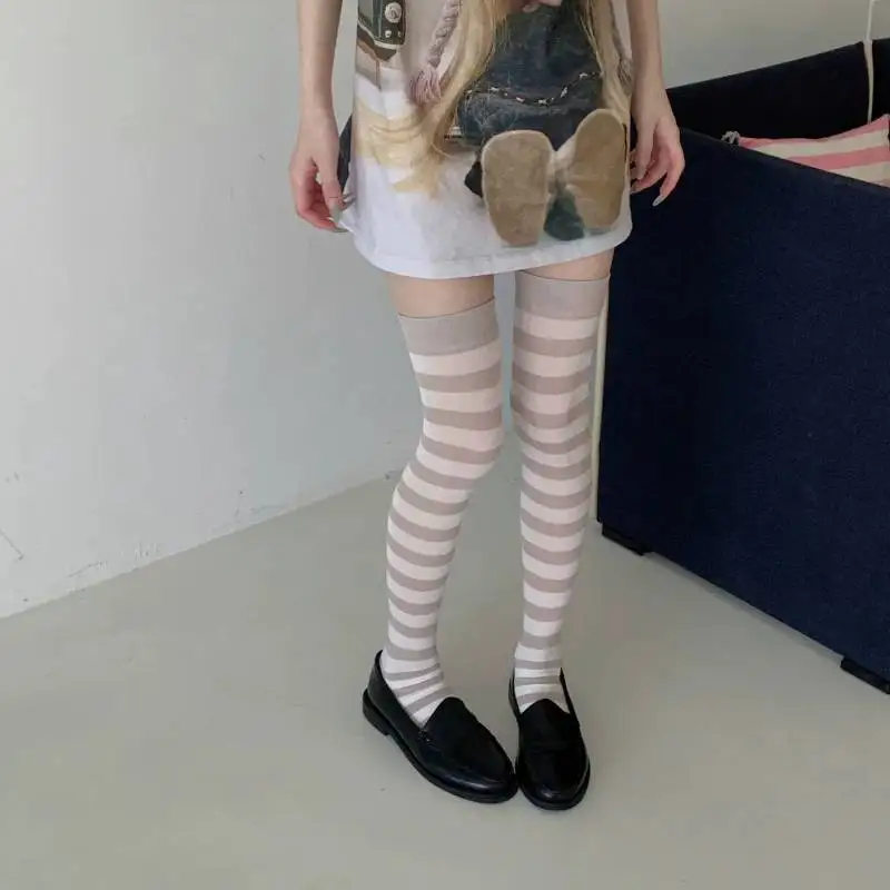 Subculture Black and White Striped Knee Socks Antibacterial Anti-pilling Socks Y2k Sweet Cool Girl Pile Calf Socks