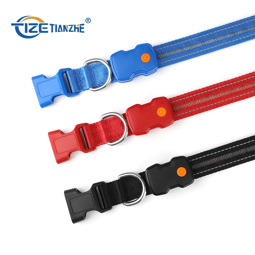 Lighted Strip Customized Dog Collar 250 MAh Type C Rechargeable LED Flashing Light Dog Collar