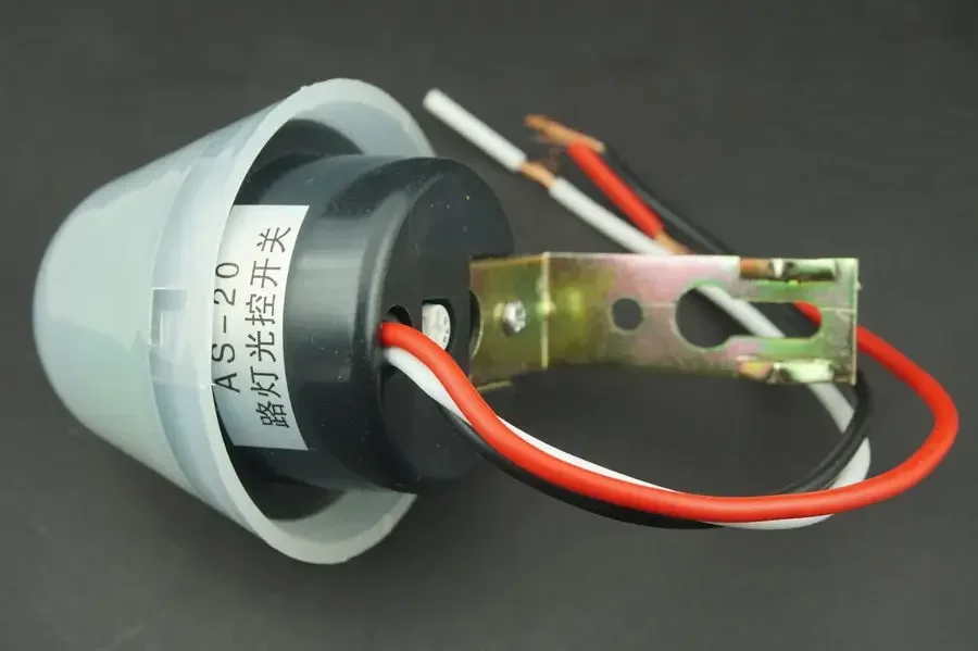 

10pcs/lot Waterproof Light Sensor Street Lamp Control Switch Automatically Controlled 10A AC/DC12V