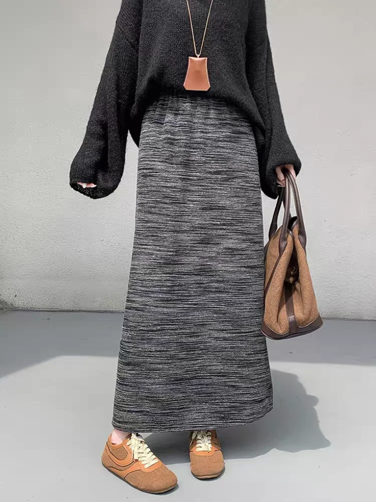 Damskie spódnice midi z dzianiny w kolorze szarego węgla 2025: spódnica prosta vintage z wysokim stanem, spódnica wyszczuplająca brzuch, nowa jesienna spódnica długa o dopasowanym kroju.