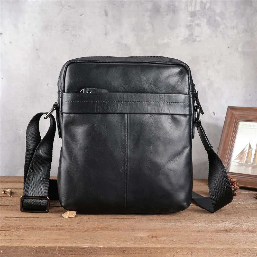 Business Messenger Bag Casual Personality New Leather Men's one-shoulder Tablet Computer Bag Retro Oil Wax First Layer Cowhide