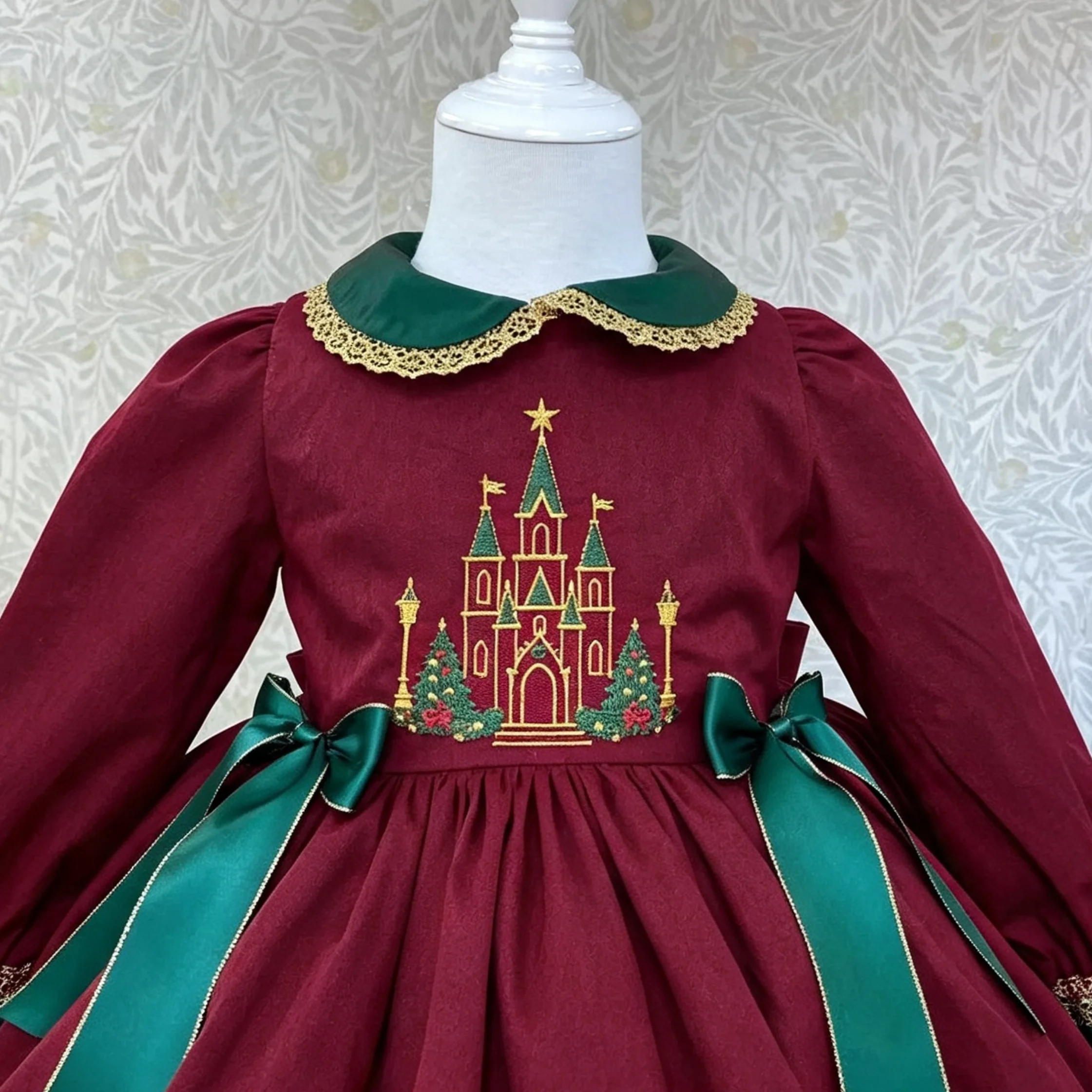 Autumn Winter Baby Girl Vintage Castle Embroidered Green Bow Red Dress For Casual Party Birthday Photography Christmas C406