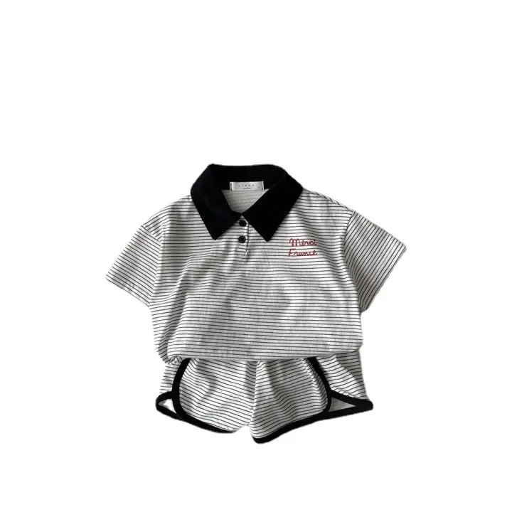 Set baju Polo bayi perempuan, kaus kerah lengan pendek bergaris 2 potong musim panas 2025