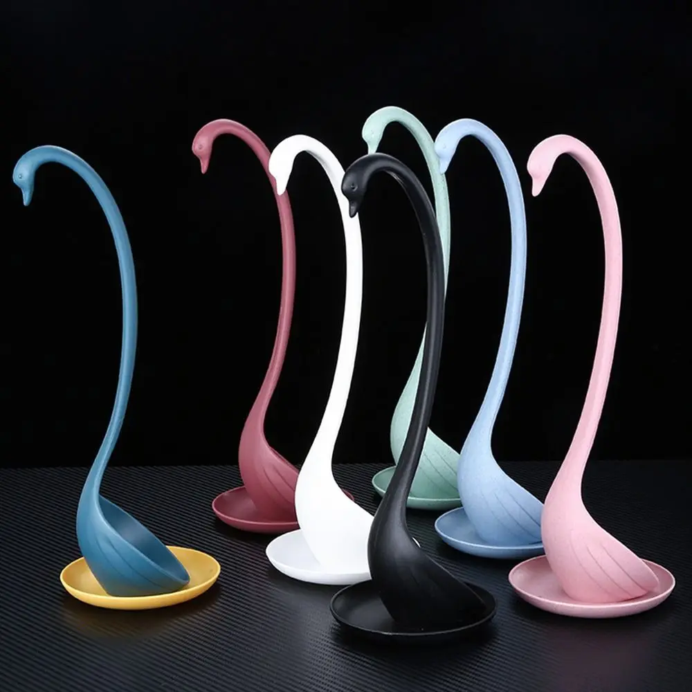 

Creative Long handle Soup Spoon Large sized Stand Up Tray Tableware Swan Shaped Cartoon Kitchenware Household