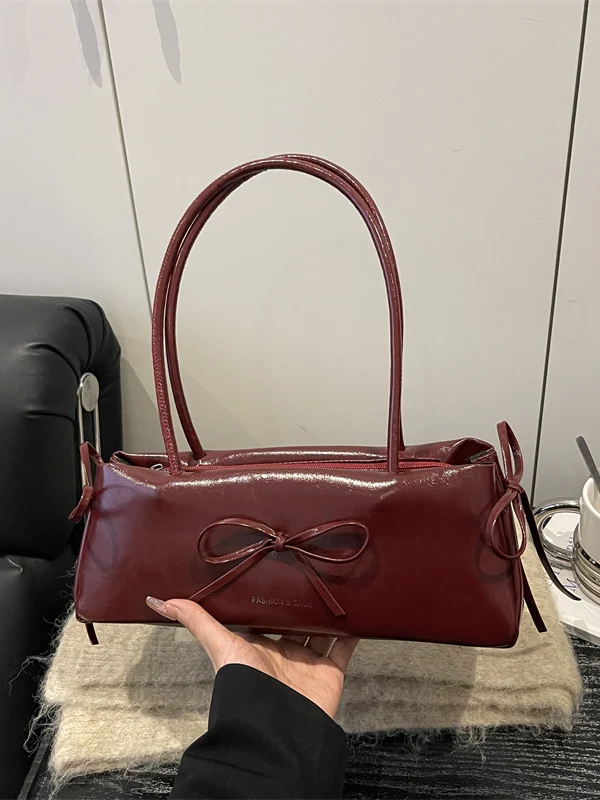 Fashionable Women's Spring 2026 Commuter Bag Elegant Simple Design Underarm Single Shoulder French Bread Bag Casual Style