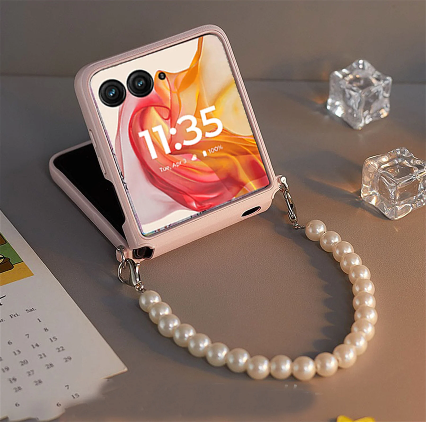 

Phone Case For Cute Luxury Pink Dermatoglyph With Pearl Bracelet Chain Motorola Razr 50 50ultra Razr50 Ultra Cover