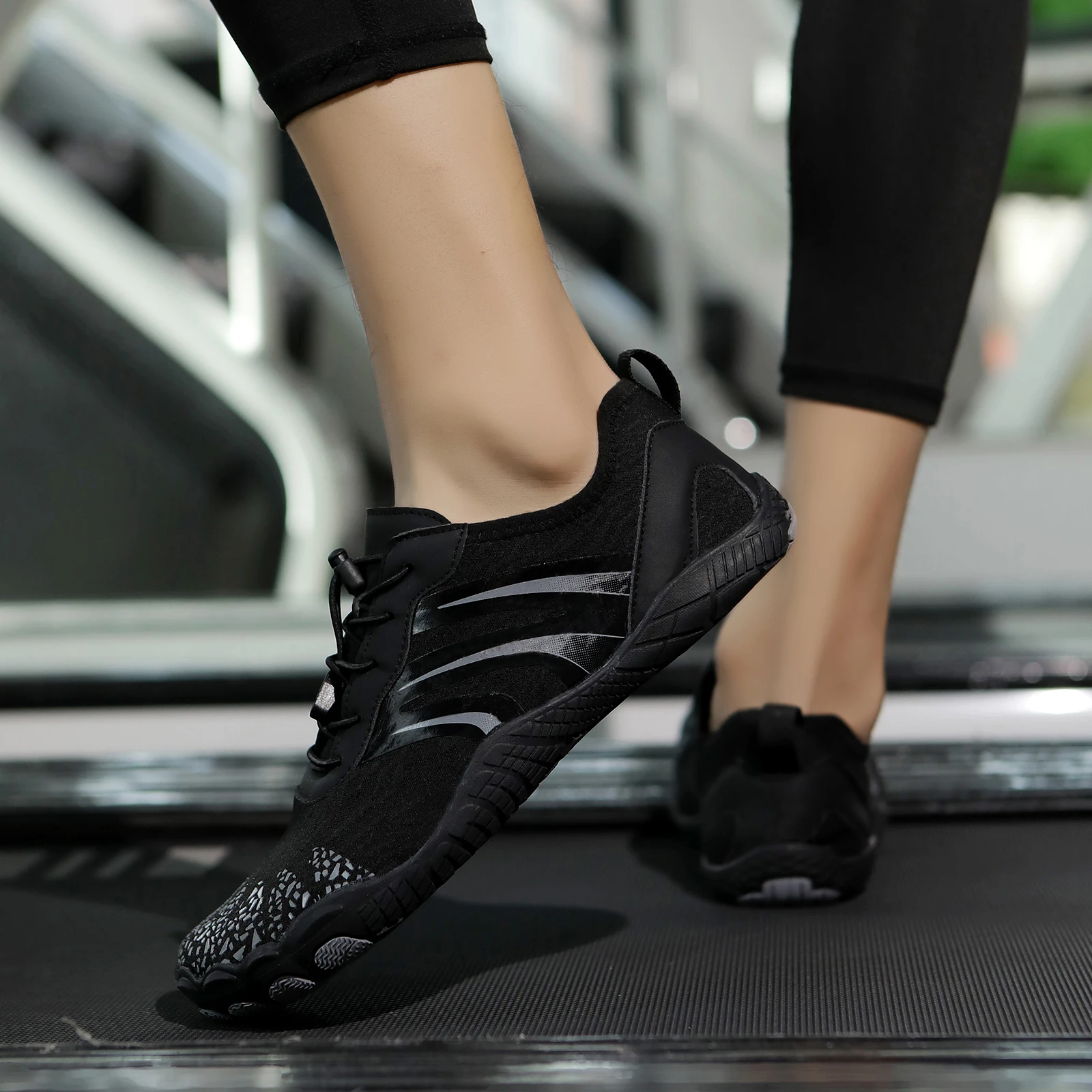 

Men Women Black Barefoot Water Shoes Quick Drying Non-slip Aqua Shoes for Fitness Surfing River Trekking
