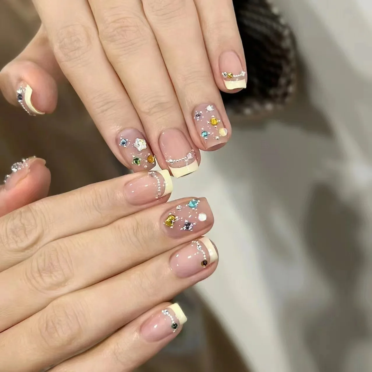 

10Pcs Yellow Short Ballet Handmade Nails with Sparkling Broken Diamond Pearls Design Nails Artificial French Square Coffin Nails