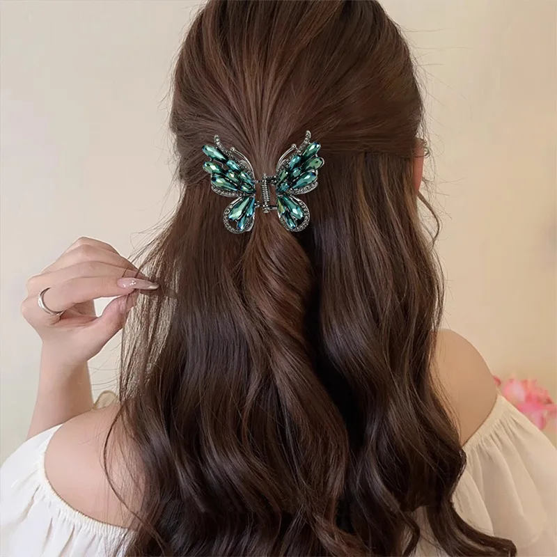 

Luxury Crystal Shimmer Butterfly Clip with Rhinestones Half-Up Hairstyle Shark Clip for the Back of the Head