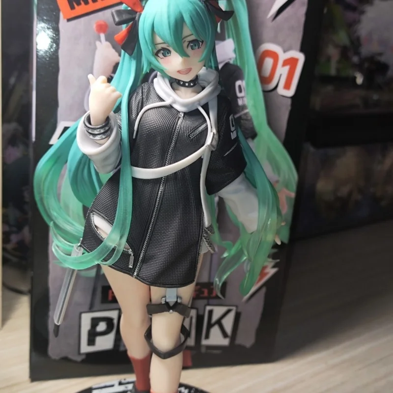 taito-figurine-de-renforcement-du-bureau-vocaloid-hatsune-ku-anime-punk-modele-de-decoration-jouets-cadeaux-de-vacances-mode-originale-nouveau