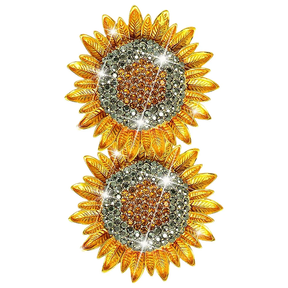 

2Pcs Car Vent Clips Sunflower Design Cute Aroma Freshener Easy to Use Decorative Car Vent Clips Cute Dashboard Decorations