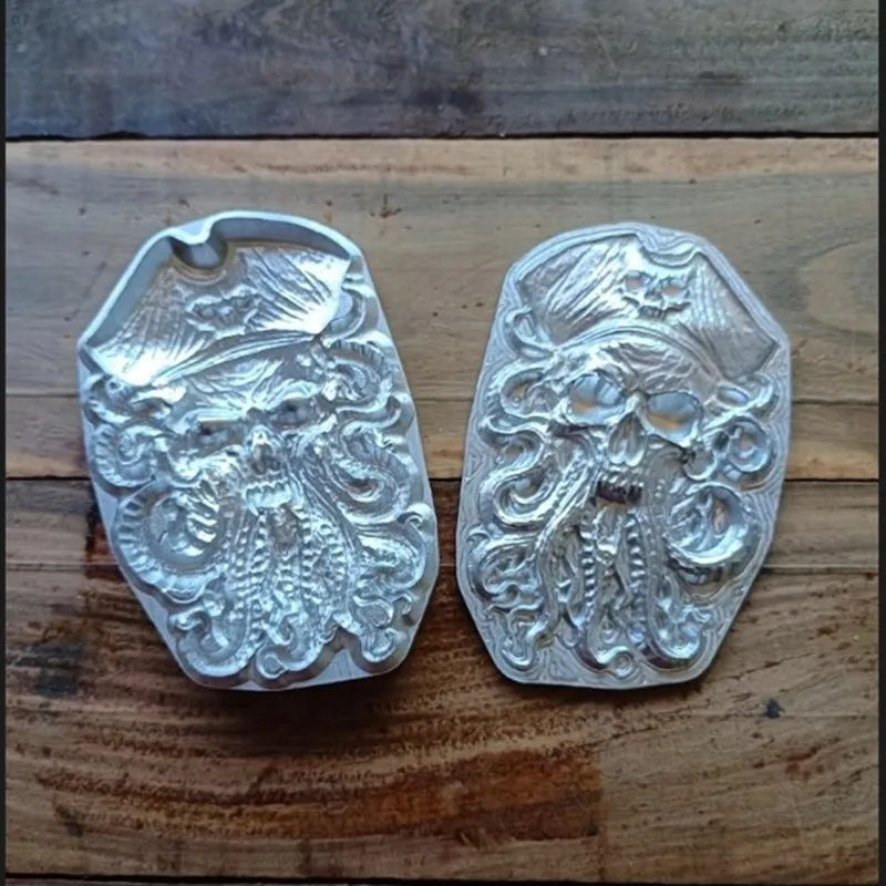 

Cthulhu Octopus Skull Leather Stamp, 110x70mm Oversized 3D Embossing Mold, Aluminum Alloy For Leather Craft