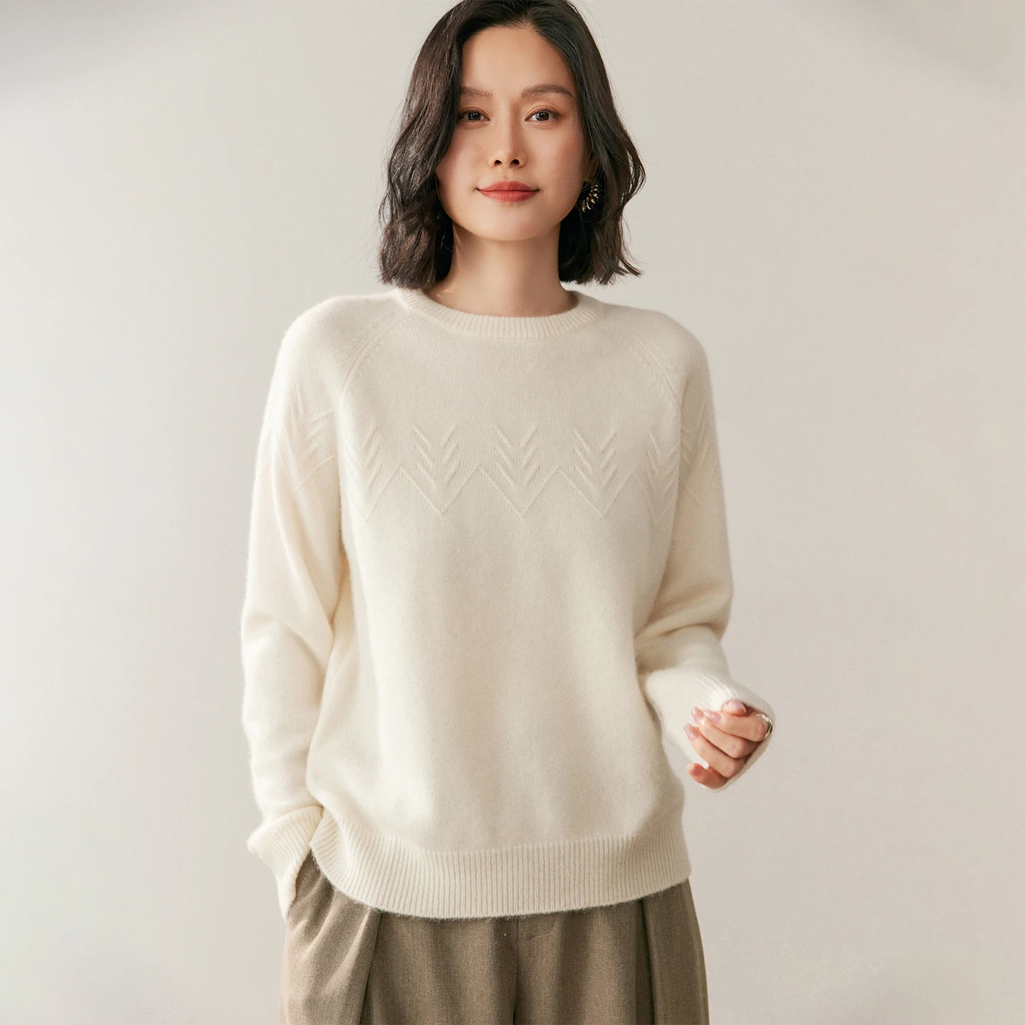 

Women's 100% Pure Cashmere Sweater Winter O-Neck High-Quality Pullover Loose Jacquard Long-Sleeved Knitwear Cashmere Thick Tops