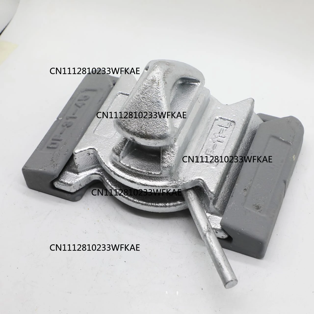 Forged steel 45 degree 55 degree dovetail bottom lock container fastener container bottom lock baseplate