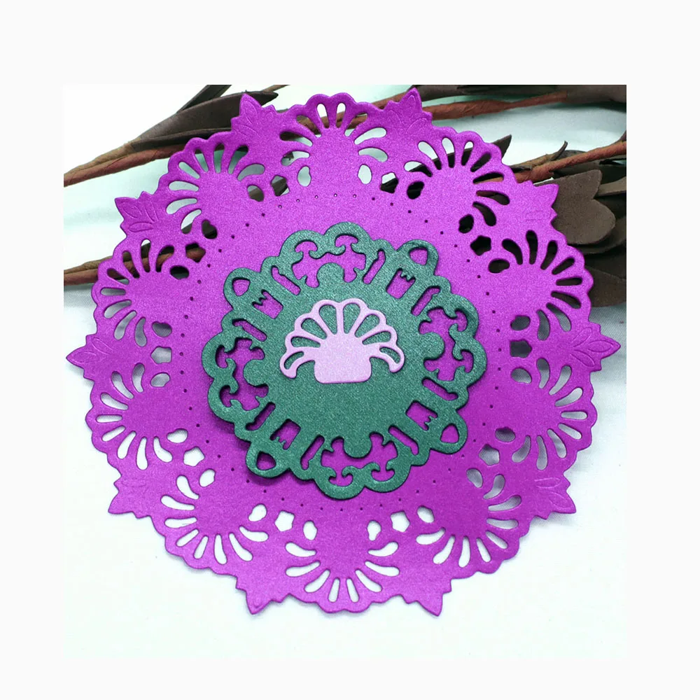 

Garland Metal Cutting Dies Scrapbooking Embossing Folders for Card Making Craft DIY Clear Stamps and Slimline Die Cut Molds