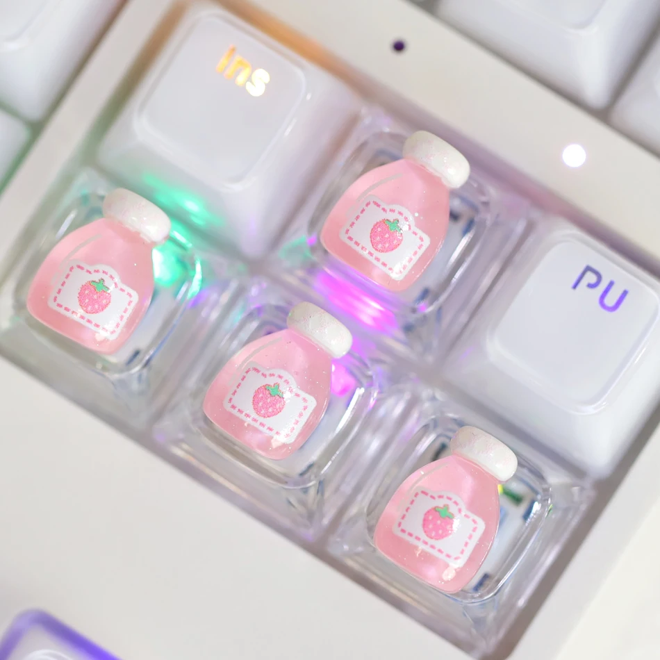 Personality Kawaii Strawberry Soda Keycap Transparent DIY RGB Backlit Custom Keycaps for Cross Axis Mechanical Keyboard WASD Key