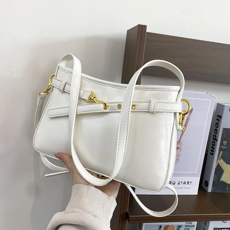 

2025 New Arrival Women's High-Quality Shiny Patent Leather Bag - Vintage Style for Commute, Crossbody Small Handbag