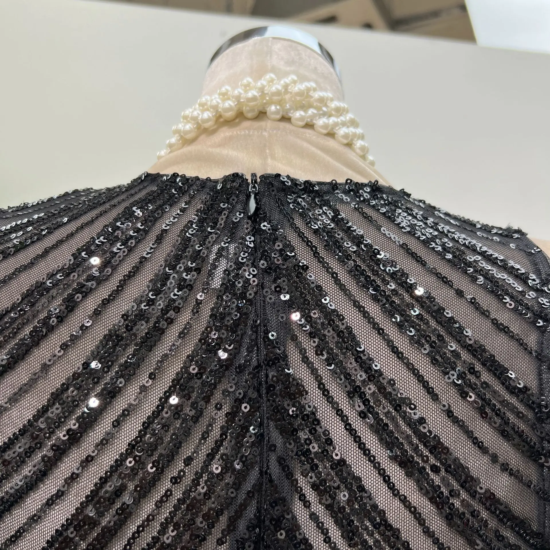 Hiqh جودة الأسود الترتر لامعة البسيطة ألف خط فستان المشاهير حفلة سهرة حفلة موسيقية فستاين سهرة/فساتين الحفلات النادي الليلي مثير فساتين عيد ميلاد