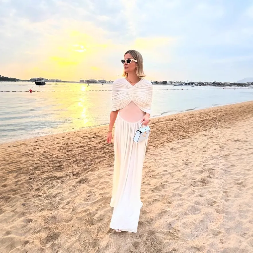 

2025 Spring and Summer New Shawl Pleated V-neck Design High Waist Long Dress