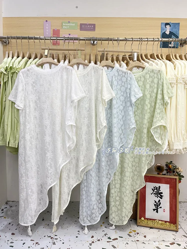 2025 sommer Neue Japanische Mori Unregelmäßigen Saum Spitze Hemd Gestapelt Kurzen ärmeln T-shirts Top Lose Beiläufige Medium Lange T-shirt kleid