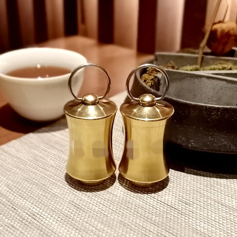 Mini Brass Six Character Prayer Wheel, Microfilm Hand Twisted Prayer Tube, Guanyin Heart Sutra Rotating Tube, Portable Pendant