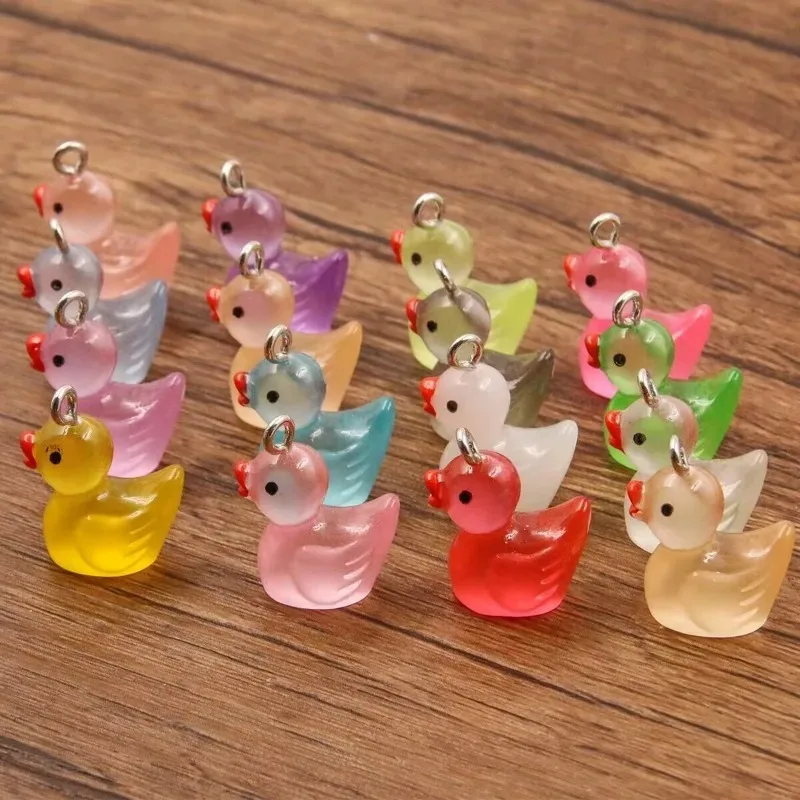 10Pcs Cartoon Duck Resin Charms Mixed Multiple Sizes Assorted Colors Animal Findings For DIY Necklace Bracelet Clothing Jewelry