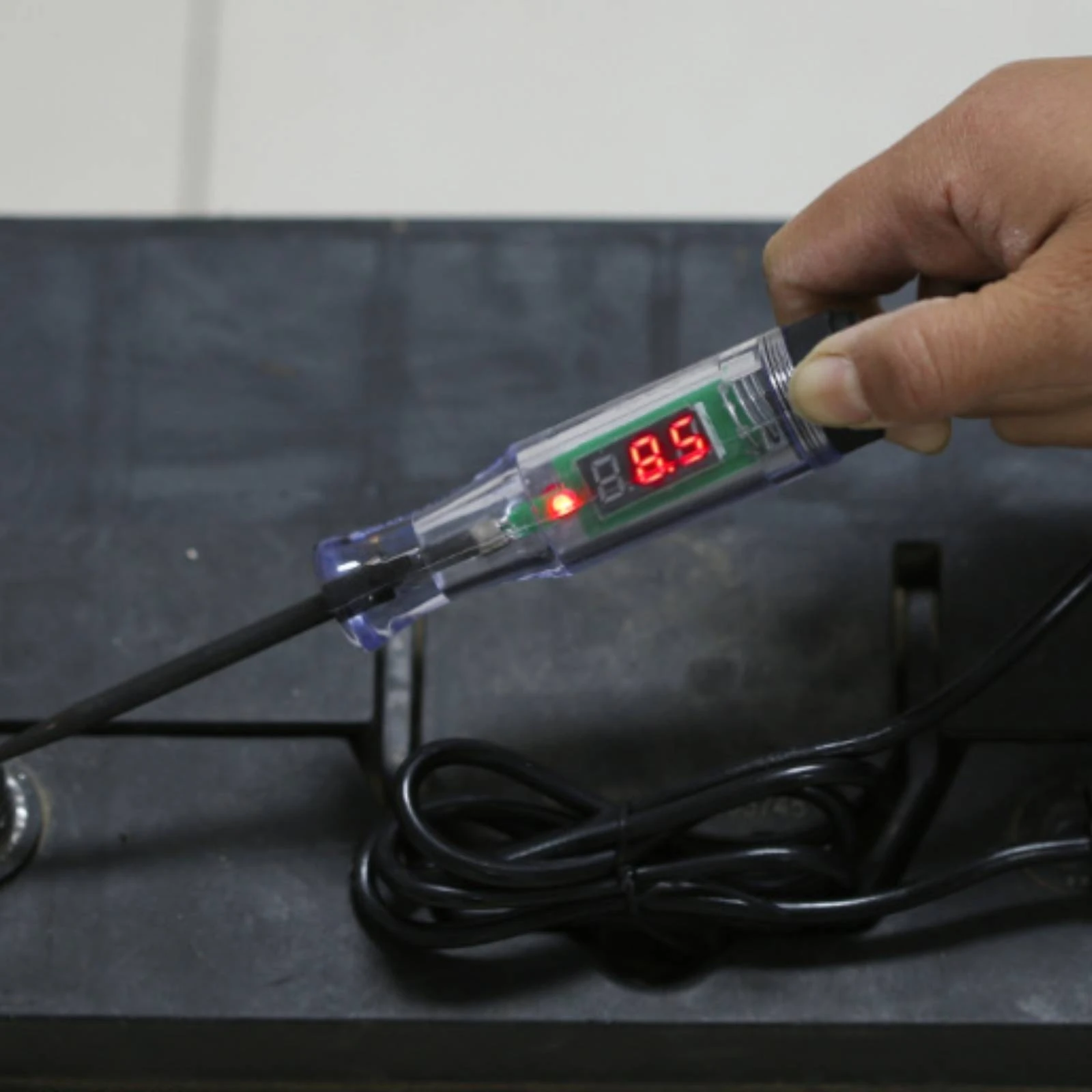 

Alligator Clip Test Pen 190 Mm Automotive Test Pen Insulated Tip Tester Flexible Wire