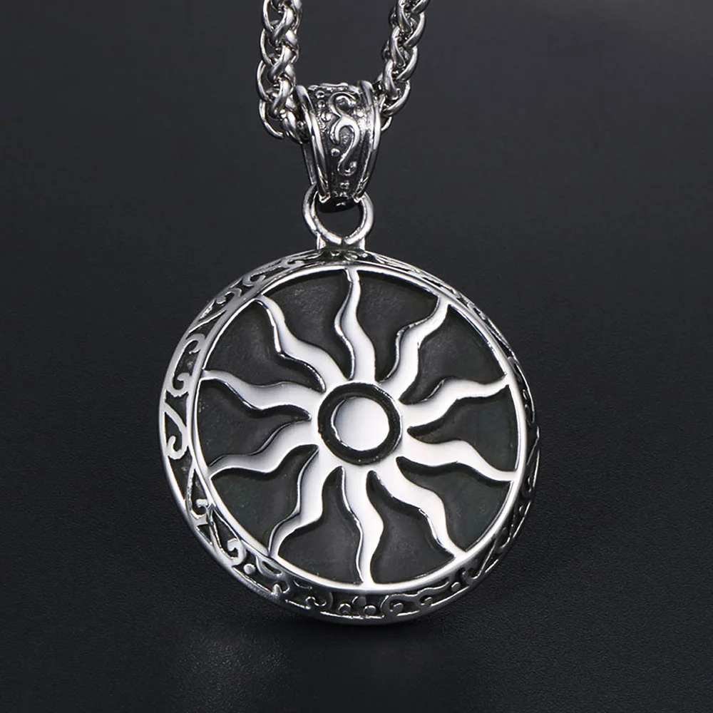 

Vintage Apollo Amulet Sun God Pendant Necklace Mens Fashion Round Stainless Steel Necklace Fashion Amulet Jewelry Gift Wholesale