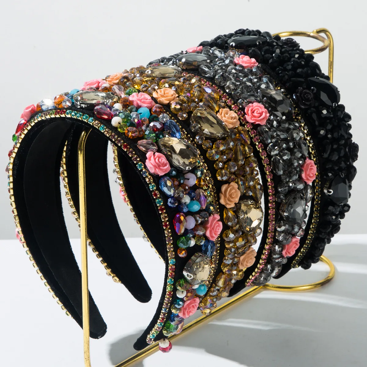 

Retro beaded diamond headband hand sewn crystal bead rose accessories beautiful and versatile go out hair accessories